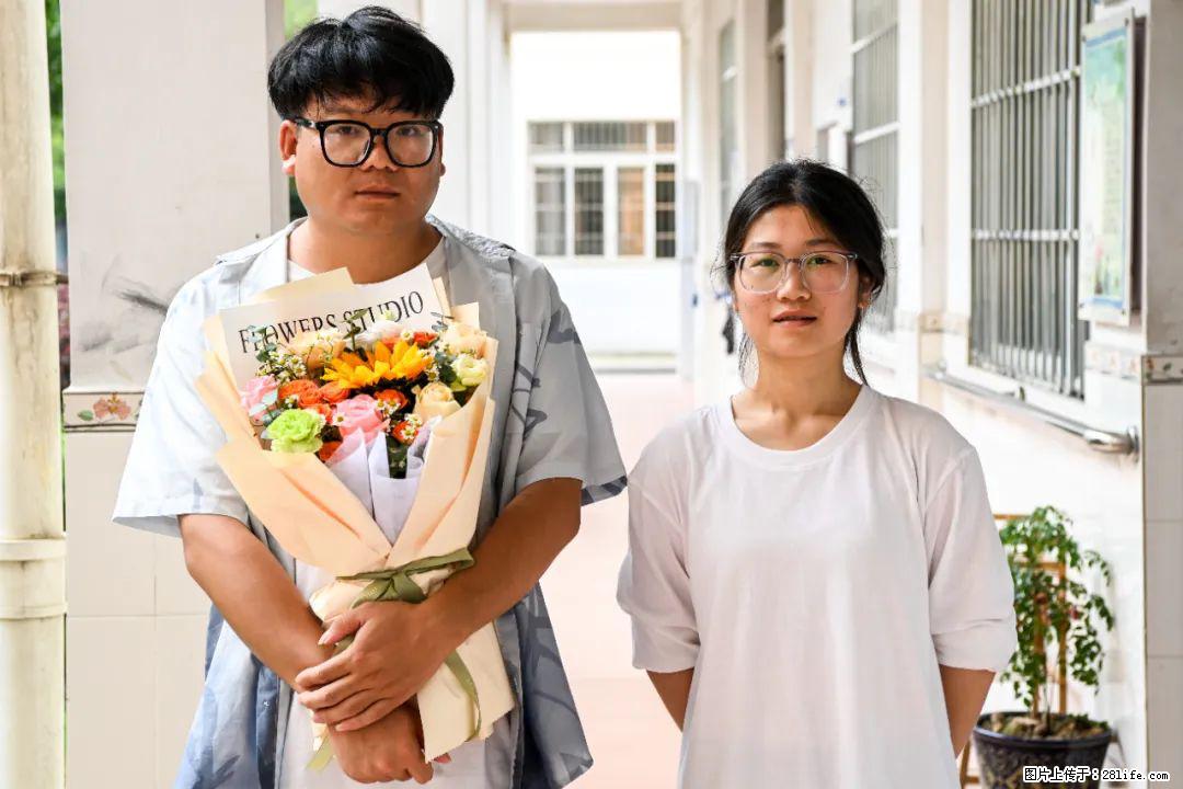 全网追的“扁担女孩”，找了一份暑假工，时薪12元 - 眉山生活资讯 - 眉山28生活网 ms.28life.com